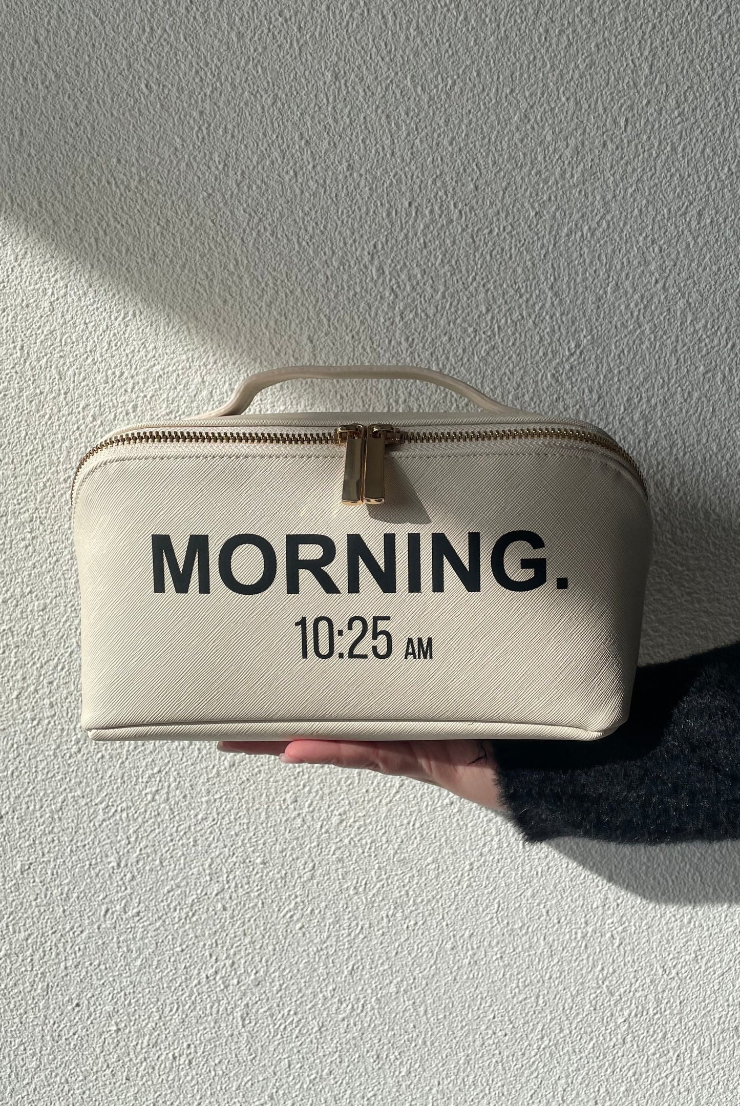 Trousse de Toilette en Similicuir Beige ou Noire MORNING 10:25 AM 🤍