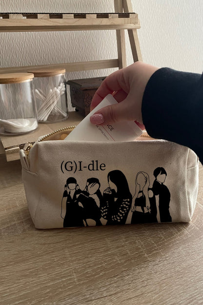 Pochette maquillage K-pop