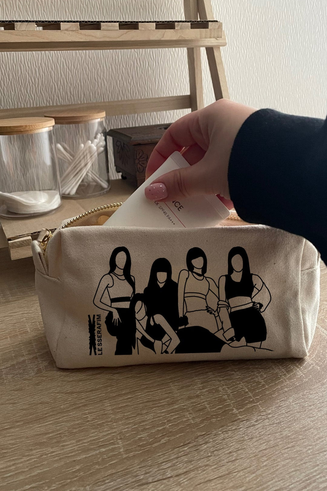 Pochette maquillage K-pop