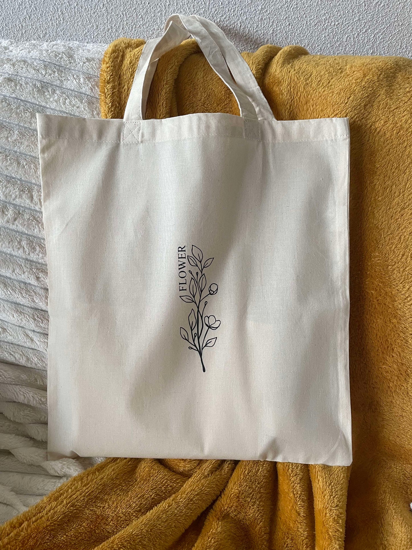 Tote bag illustrations