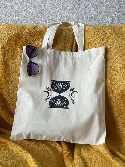 Tote bag illustrations