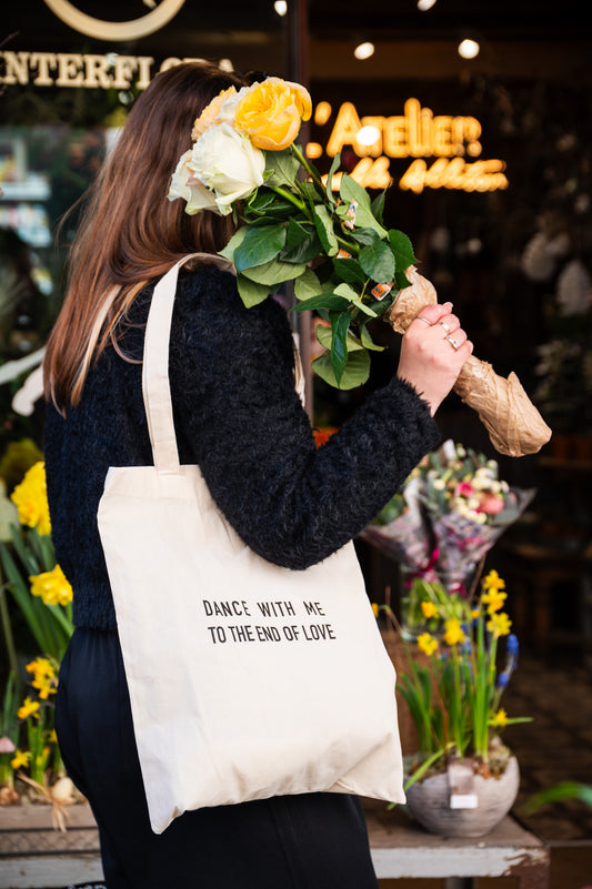 Tote bag Dance with me to the end of love 🖤
